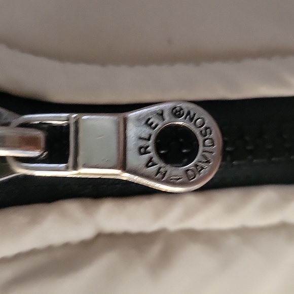 Harley-Davidson Puffer Jacket, Cream/Black, Large, EUC/Vintage - Picture 4 of 12